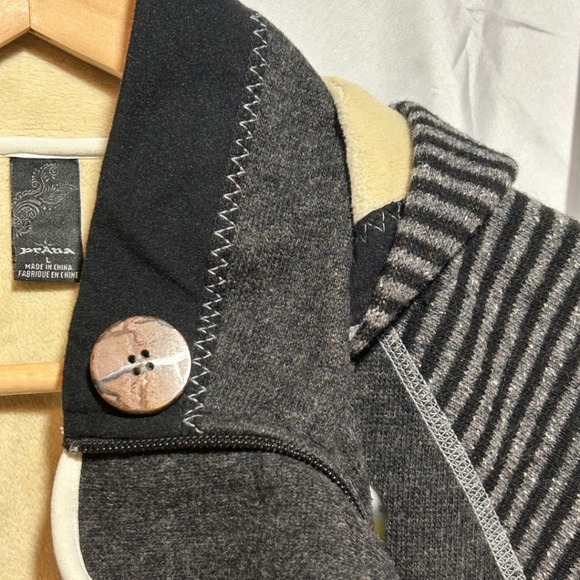 Prana Breathe Kari Hooded Wool Blend Jacket in Striped Gray, Size L - Picture 4 of 8